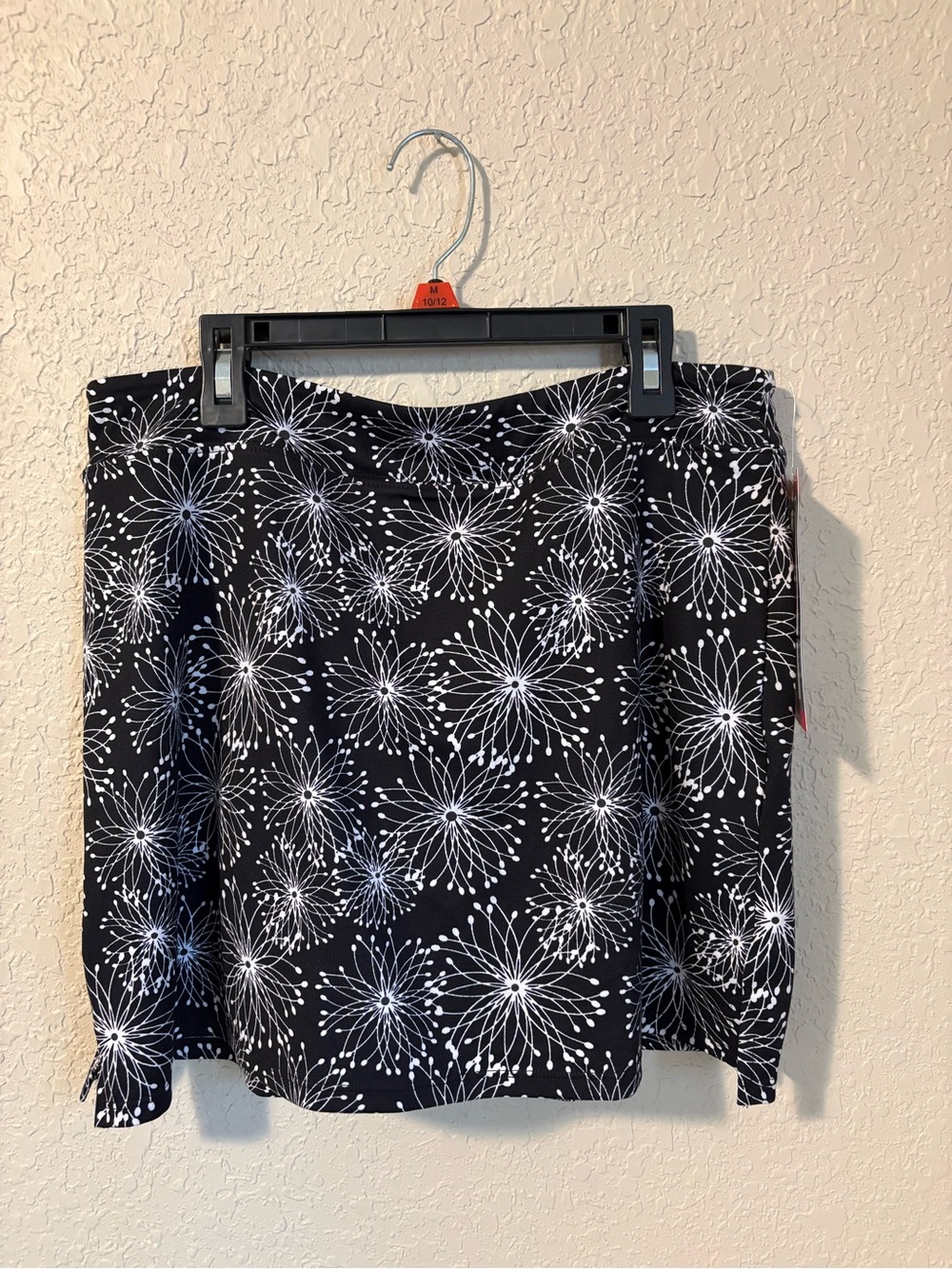 NWT Tranquility by Colorado Clothing Black and White Skort